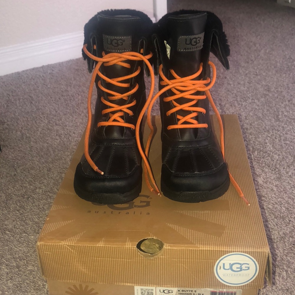 Ugg kids boots, Butte ll